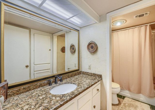 51 Casa Verde ST, Lakeway, TX 78734