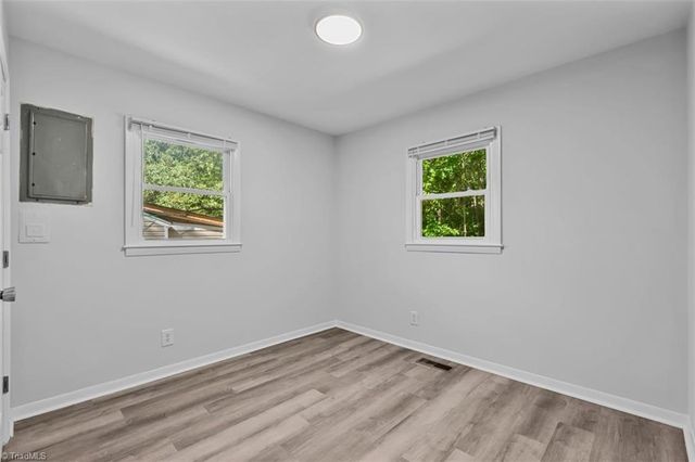 621 Spring Garden Circle, High Point, NC 27260