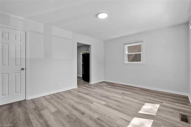 621 Spring Garden Circle, High Point, NC 27260
