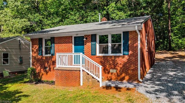 621 Spring Garden Circle, High Point, NC 27260