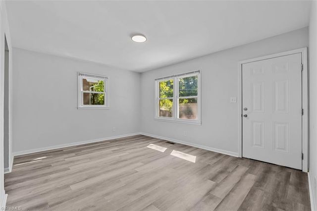 621 Spring Garden Circle, High Point, NC 27260