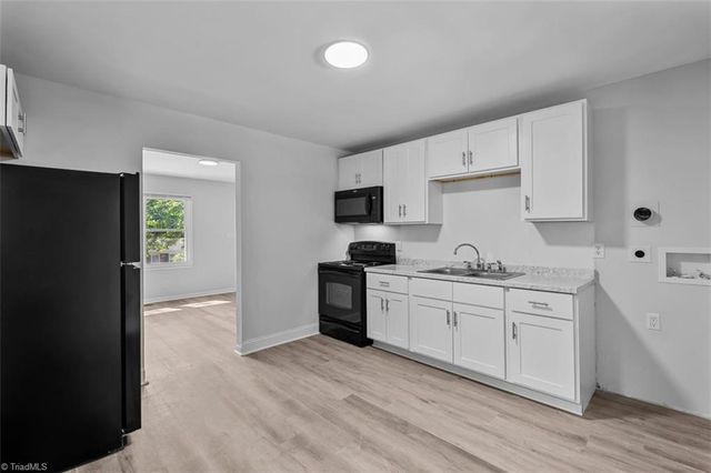 621 Spring Garden Circle, High Point, NC 27260