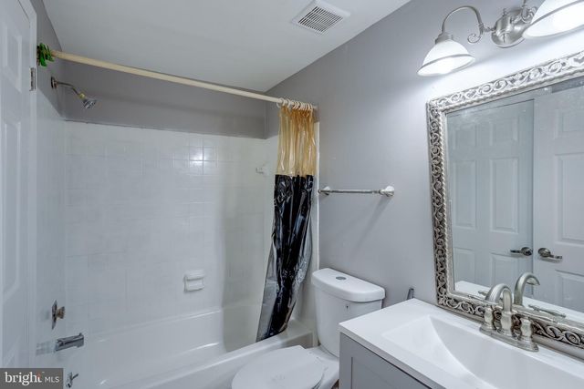 101 BAYBERRY CT, Marlton, NJ 08053