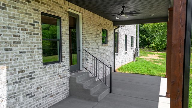 4398 Woodrow Wilson Rd, Springfield, TN 37172