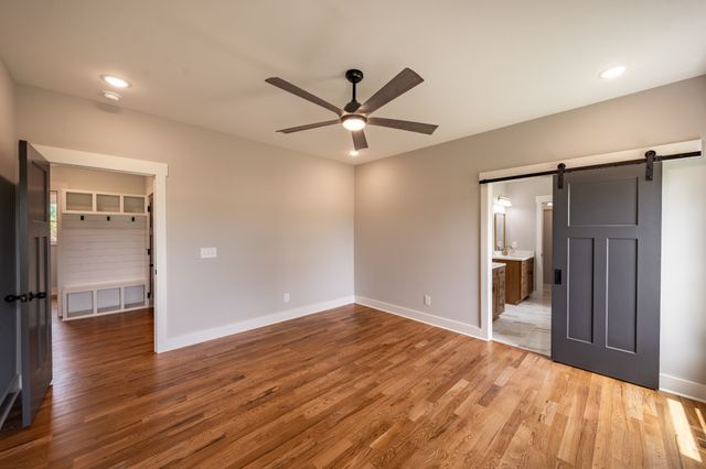 4398 Woodrow Wilson Rd, Springfield, TN 37172