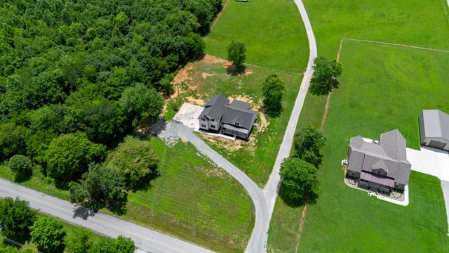 4398 Woodrow Wilson Rd, Springfield, TN 37172