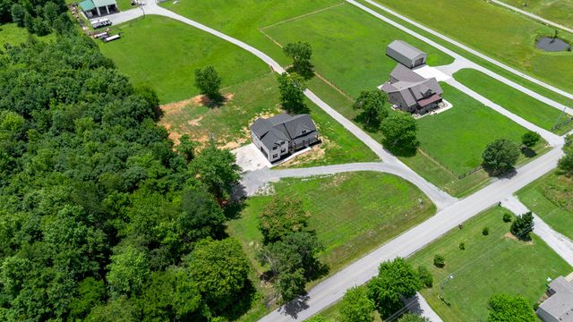 4398 Woodrow Wilson Rd, Springfield, TN 37172