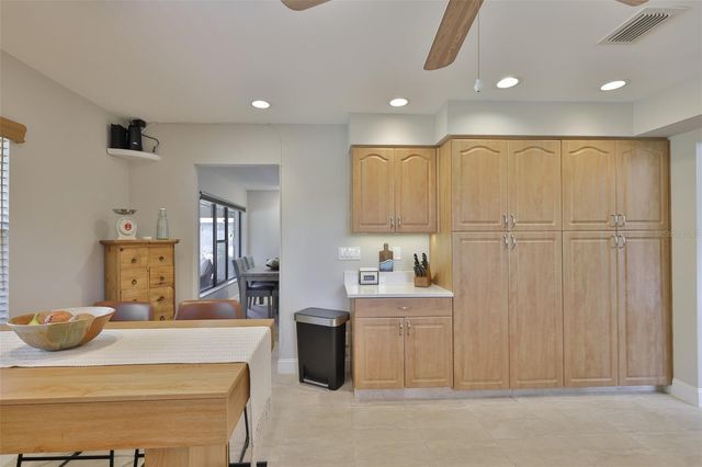 315 LINGER LANE, Sun City Center, FL 33573