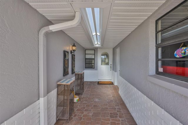 315 LINGER LANE, Sun City Center, FL 33573