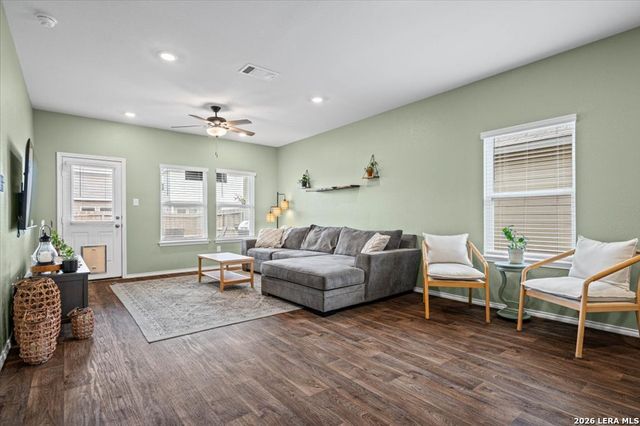 2972 PANTHER SPG, New Braunfels, TX 78130