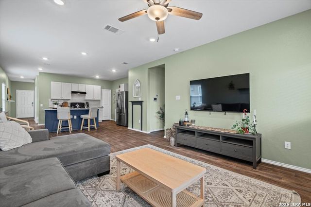 2972 PANTHER SPG, New Braunfels, TX 78130