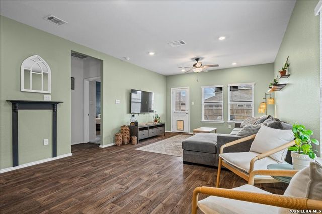 2972 PANTHER SPG, New Braunfels, TX 78130