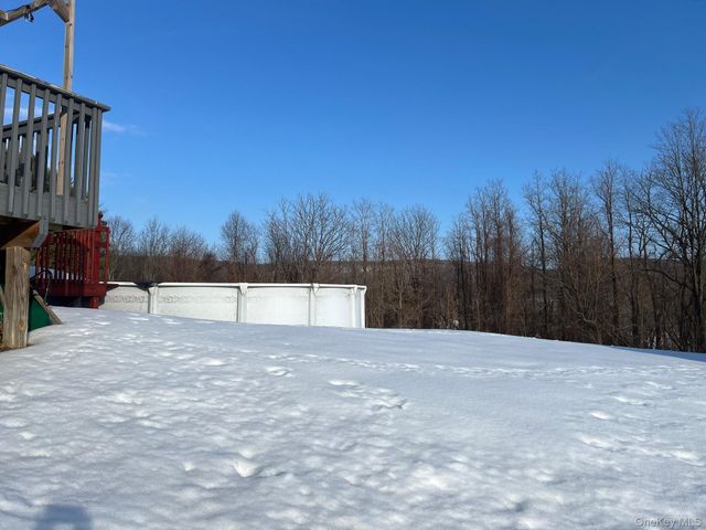 147 Mayfair Road, Poughquag, NY 12570