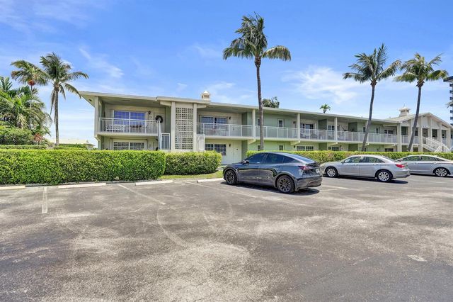 930 SE 9th Avenue 11, Pompano Beach, FL 33060