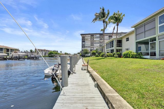 930 SE 9th Avenue 11, Pompano Beach, FL 33060