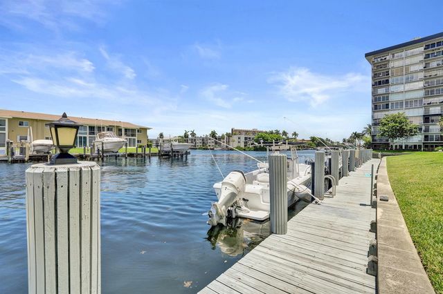 930 SE 9th Avenue 11, Pompano Beach, FL 33060