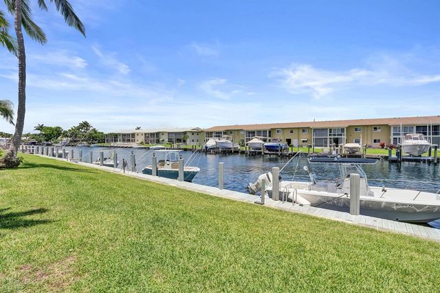 930 SE 9th Avenue 11, Pompano Beach, FL 33060