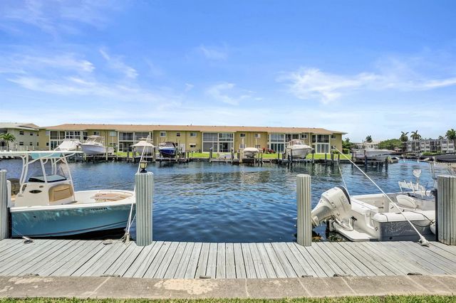 930 SE 9th Avenue 11, Pompano Beach, FL 33060