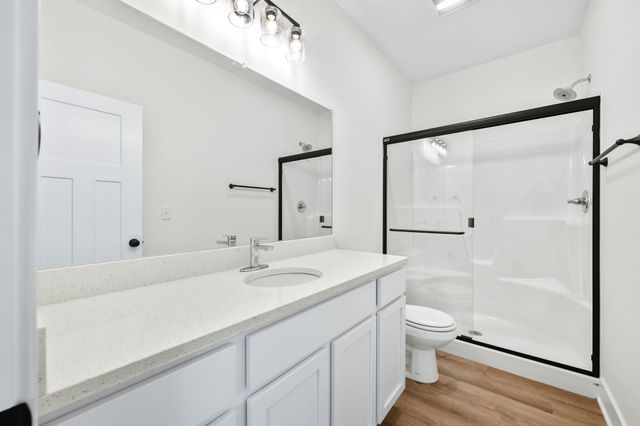 619 E Briarbrook Ln, Park City, KS 67147