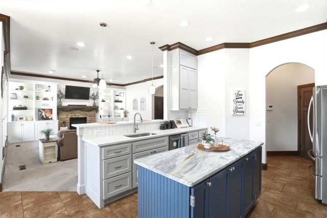 4516 Boulder Bridge Way, Edmond, OK 73034
