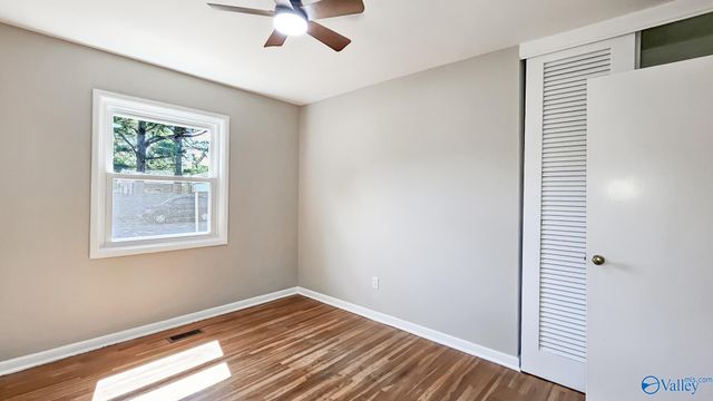 3208 Fairacres Road SW, Huntsville, AL 35805