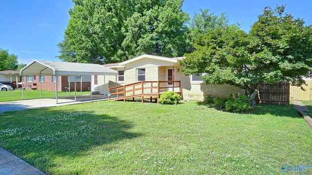 3208 Fairacres Road SW, Huntsville, AL 35805