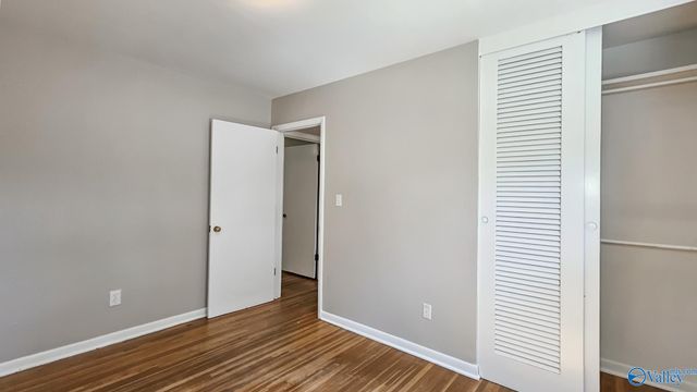 3208 Fairacres Road SW, Huntsville, AL 35805