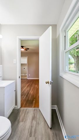 3208 Fairacres Road SW, Huntsville, AL 35805
