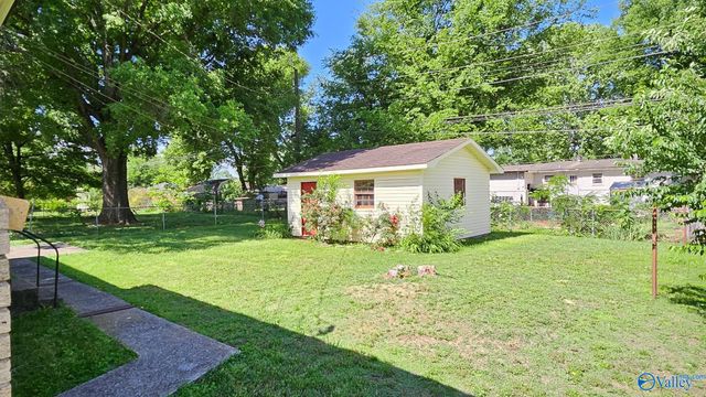 3208 Fairacres Road SW, Huntsville, AL 35805