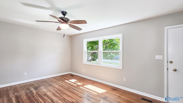 3208 Fairacres Road SW, Huntsville, AL 35805