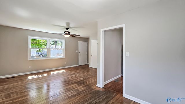 3208 Fairacres Road SW, Huntsville, AL 35805