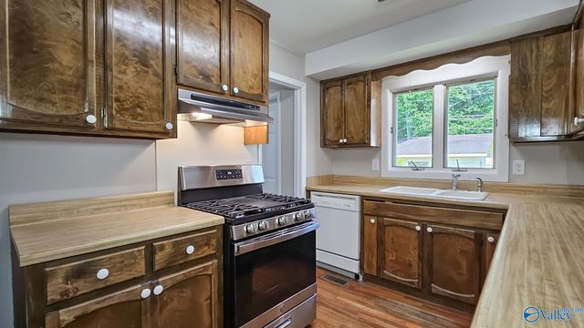 3208 Fairacres Road SW, Huntsville, AL 35805
