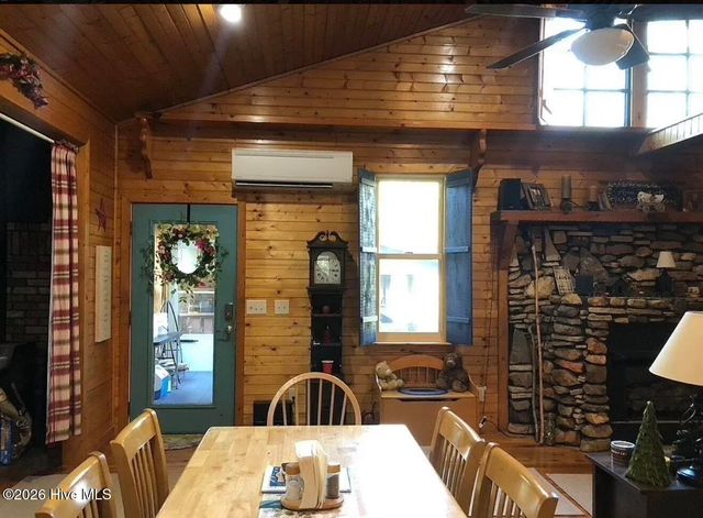 92 Ox Bow Lane, Blairsville, GA 30512