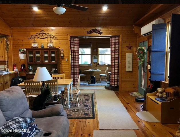92 Ox Bow Lane, Blairsville, GA 30512