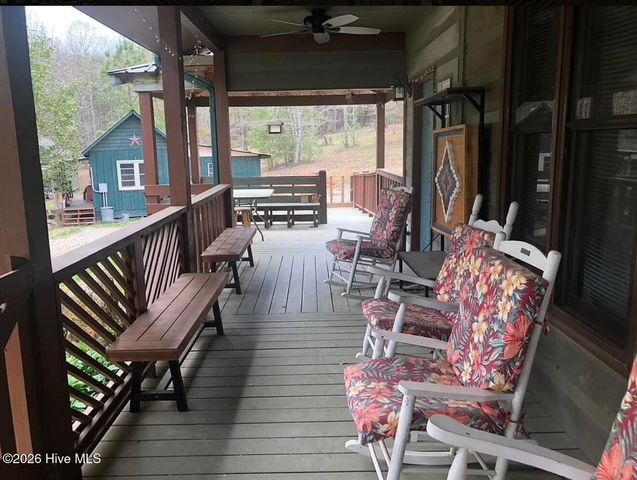 92 Ox Bow Lane, Blairsville, GA 30512