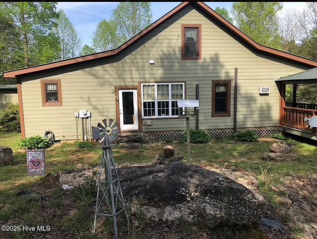 92 Ox Bow Lane, Blairsville, GA 30512