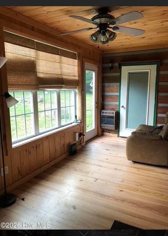 92 Ox Bow Lane, Blairsville, GA 30512