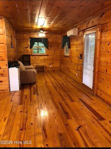 92 Ox Bow Lane, Blairsville, GA 30512