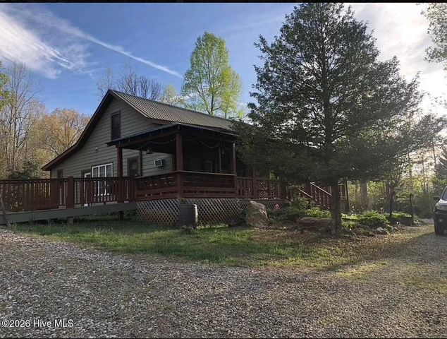 92 Ox Bow Lane, Blairsville, GA 30512