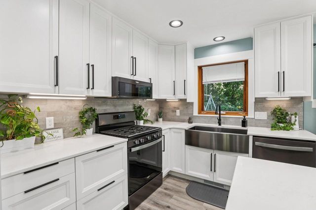 3601 Cosgrove Drive, Madison, WI 53719