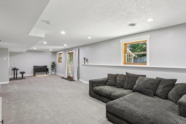 3601 Cosgrove Drive, Madison, WI 53719