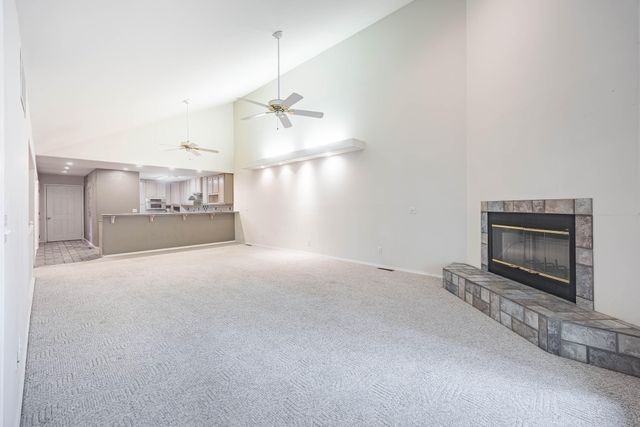 219 S Southport Lane 31, Kimberling City, MO 65686
