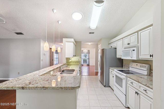 1835 HARBOR ISLAND Drive, Fleming Island, FL 32003