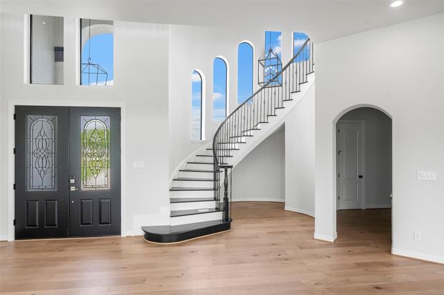 11673 Grandview Drive, Montgomery, TX 77356