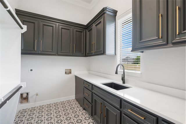 11673 Grandview Drive, Montgomery, TX 77356