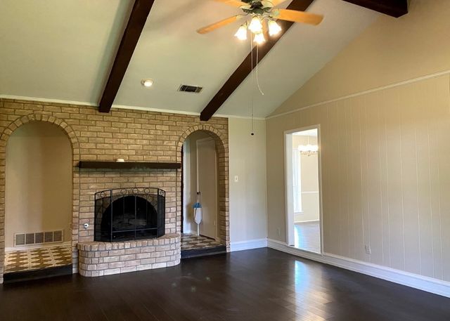 3417 Glenmont Drive, Fort Worth, TX 76133
