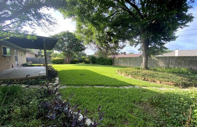 3417 Glenmont Drive, Fort Worth, TX 76133