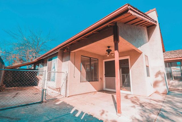 2808 Canyon Dr, Modesto, CA 95351