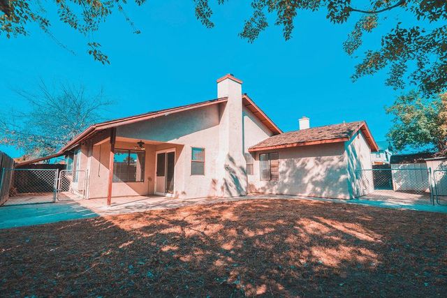 2808 Canyon Dr, Modesto, CA 95351