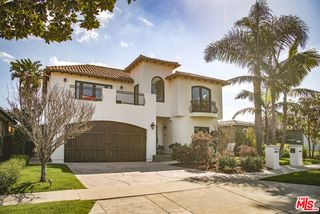 7222 Kentwood Avenue, Los Angeles, CA 90045